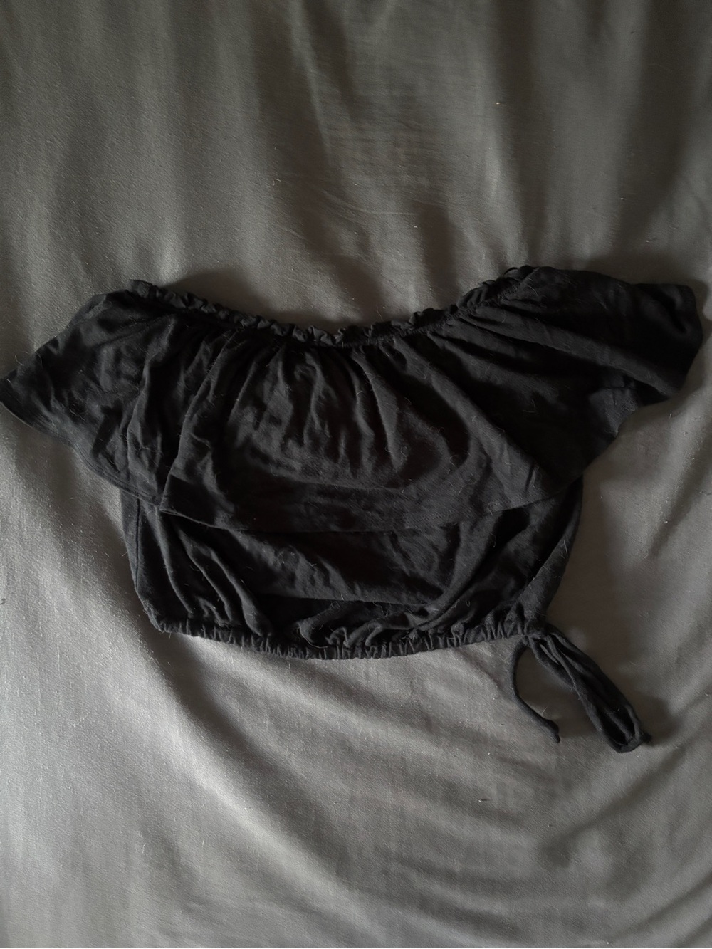 Abercrombie & Fitch Black Off-Shoulder Ruffled Crop Top